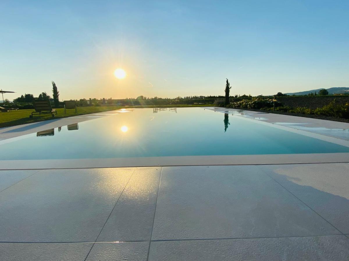 Borgo Degli Angeli Resort E Spa San Vitale Bagian luar foto