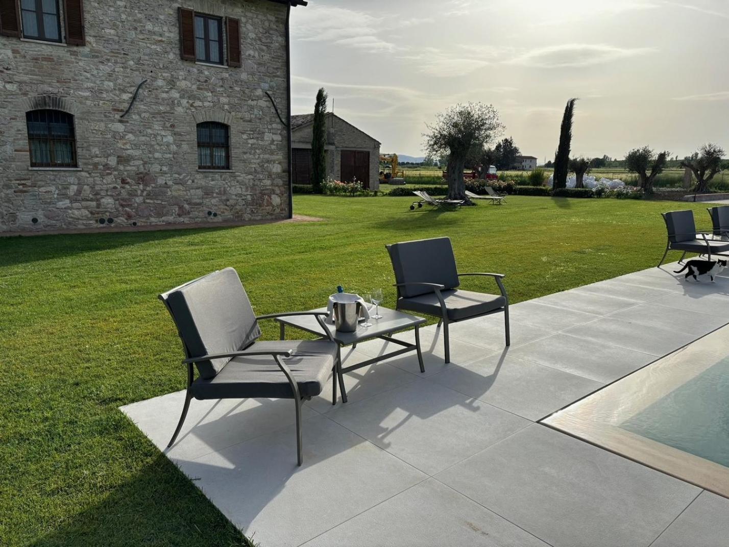 Borgo Degli Angeli Resort E Spa San Vitale Bagian luar foto